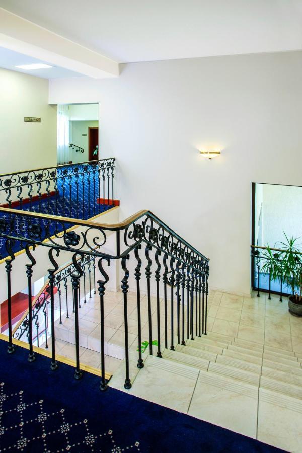 Park Villa Hotel Βίλνιους Εξωτερικό φωτογραφία